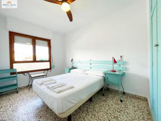 Apartament a Guardamar Playa. 97mv
