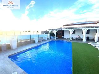 Xalet en San Fulgencio. 1205lm