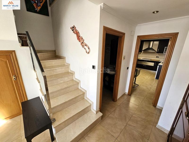 Foto 6a6594d1-a960-41fa-bae1-9a7c7a5f3a1e. Duplex con parcheggio in Pueblo Guardamar del Segura