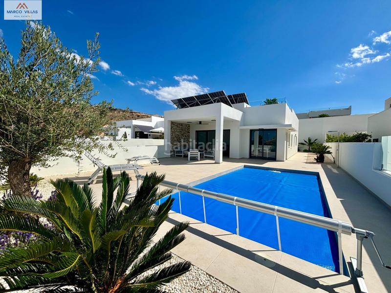 Foto 36bb1cd1-9213-4e29-8894-7147645cdab5. Chalet 01n en Benijófar