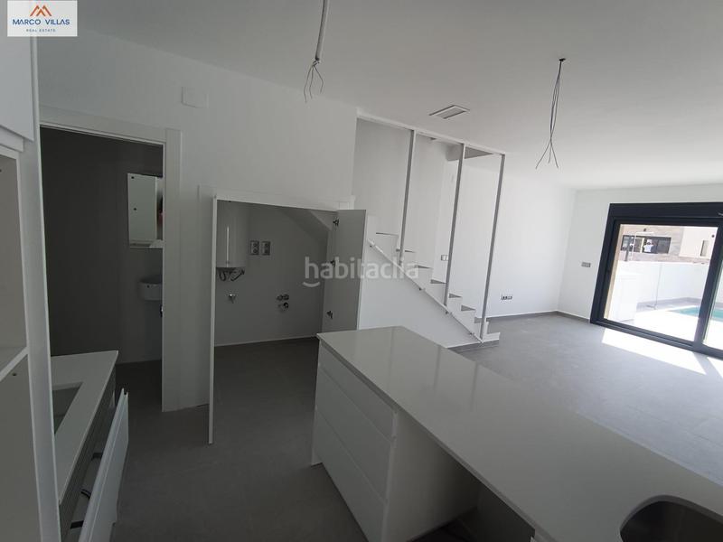 Foto 82879ddc-ce10-470a-9ed2-b6ebf7d4083a. Xalet amb aparcament piscina a Daya Nueva