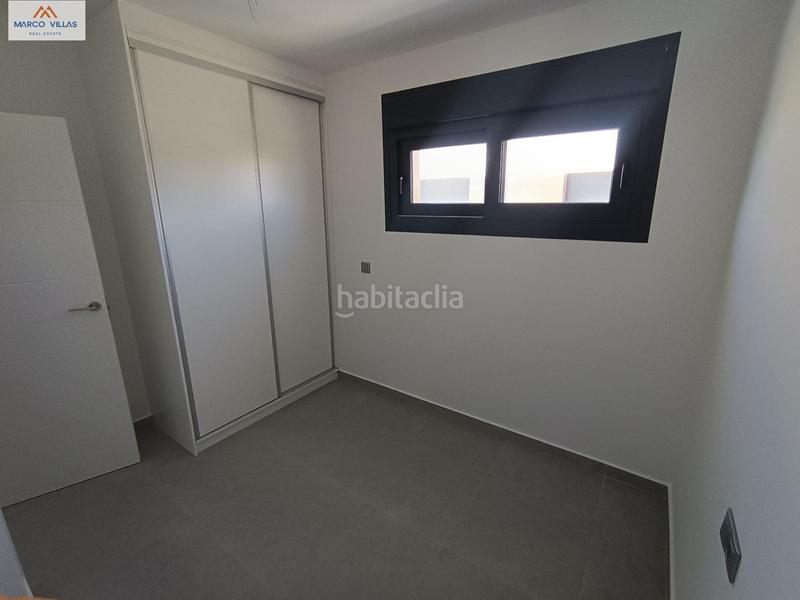 Foto 8cba8880-4399-4400-8900-84fc7c5871b2. Xalet amb aparcament piscina a Daya Nueva