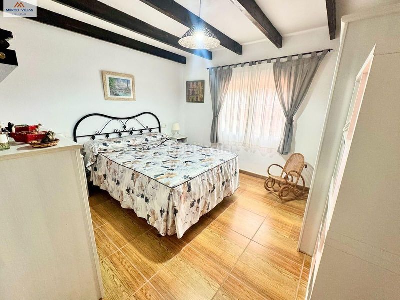 Foto 423ce835-f75f-4205-96a7-bcbd9fe69d83. Chalet villa con piscina1285lm en San Fulgencio