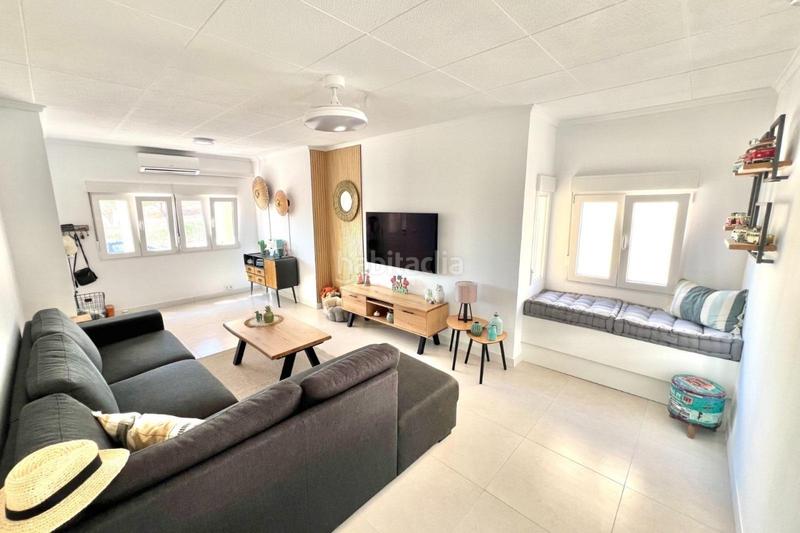 Foto bfec39aa-eac2-4e8d-a141-323a760d4354. Chalet 1288lmc en San Fulgencio