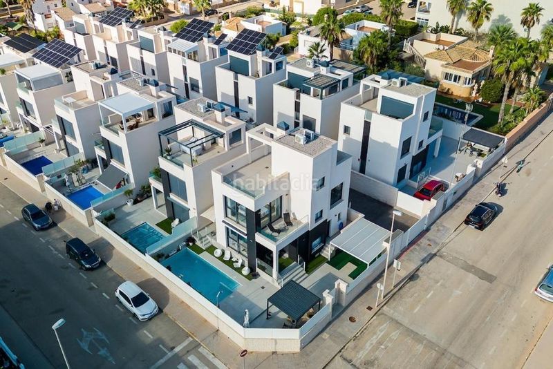 Foto 36428306-48b6-433f-95a4-9c310849634f. Chalet avec parking piscine dans Zeniamar - Horizonte - La Campana Orihuela
