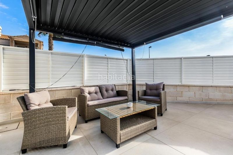 Foto ce0d557b-f1be-416f-bb30-3ed45adb6bd9. Chalet avec parking piscine dans Zeniamar - Horizonte - La Campana Orihuela