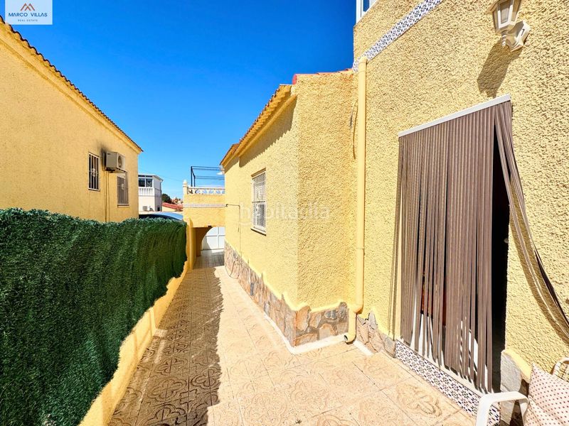 Foto f754f67e-232d-4a39-ab1f-83a32f43829e. Xalet amb aparcament a San Fulgencio