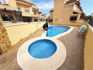 Casa a El Edén. Estupendo bungalow en guardamar del segura  299mv marco villas i