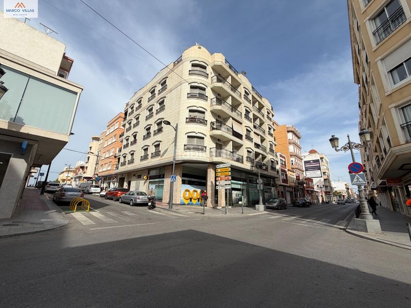 Foto 184fa1ae-aea5-48c2-a467-6cf60424d003. Aparcament cotxe a Pueblo Guardamar del Segura