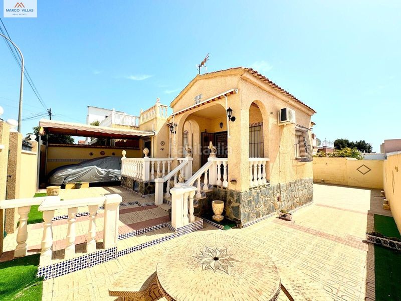Foto 13ef54b0-f396-448a-a7c3-ff61a74d5bd0. Chalet 1302lmc en San Fulgencio