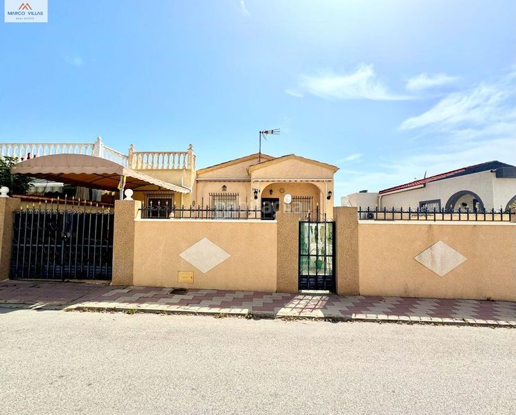 Foto a26b8fdf-9472-4965-9e37-6f5546364f0e. Chalet 1302lmc en San Fulgencio