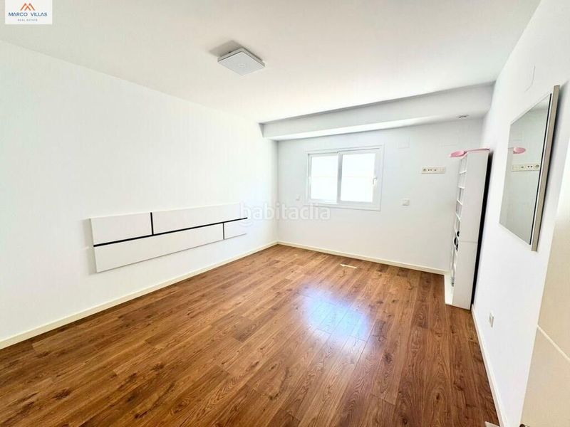 Foto 4dbbdf72-2af3-4316-aa2e-ce0496dc9e8e. Chalet 1305lm en San Fulgencio