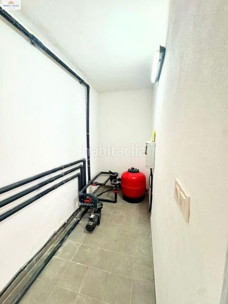 Foto cd9c2294-d102-4643-b793-f71f70cba1bf. Chalet 1305lm en San Fulgencio