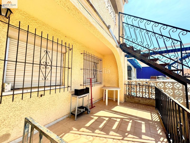Foto 0db89a6e-586f-4d5c-8b65-4c94a9ca65a1. Casa adossada a San Fulgencio