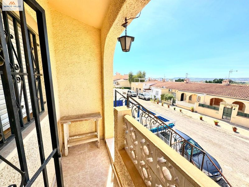 Foto c0f3c09a-3923-4e50-83ce-ad4b150dad66. Casa adossada a San Fulgencio