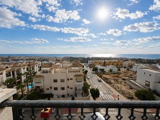 Àtic a Los Secanos. Exclusivo ático con vistas al mar en una de las mejores urbaniza
