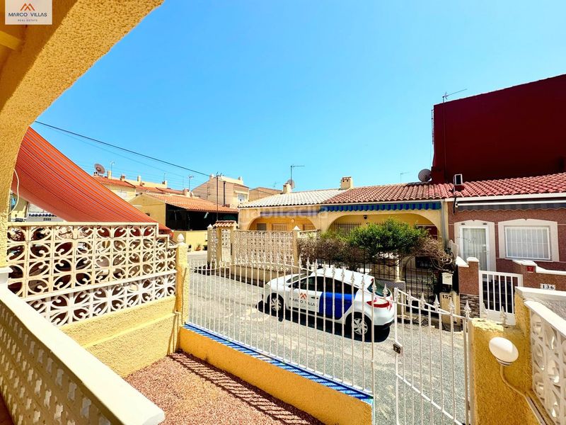 Foto 84dc352f-59c5-43fb-a031-208c4a76a974. Casa adossada a San Fulgencio