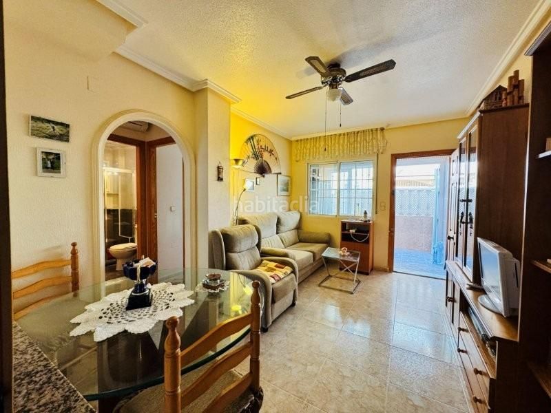 Foto f75f3e2f-ee2a-4101-8f23-9ad6a75362b0. Apartament amb aparcament a Gaspar Perelló Torrevieja