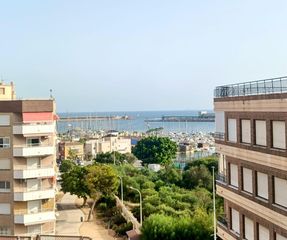 Penthouse in Puerto Deportivo. Atico con ascensor en torrevieja 330mv marco villas inmobiliaria