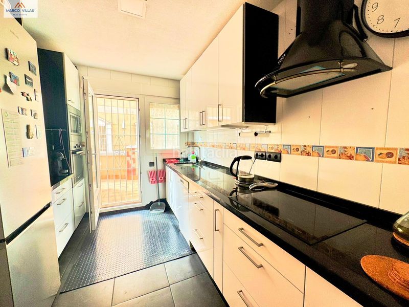 Foto 7e1db52c-2be1-4fd2-abd9-a92154806373. Casa a schiera con parcheggio piscina in Almoradí