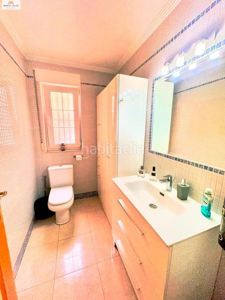 Foto c43f5802-f149-45cc-b23f-db2ea5e4c047. Casa a schiera con parcheggio piscina in Almoradí