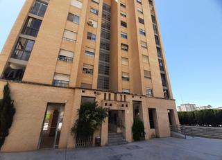 Etagenwohnung in Babel. Piso en babel con ascensor