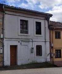 Casa a La Felguera. Casa de dos plantas para reforma integral en langreo asturias