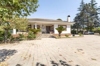 Chalet à Las Tiesas. Chalet en venta en villena