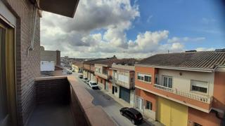 Pis a Monforte del Cid. Subasta amplia vivienda en monforte del cid  solo dos vecinos, t