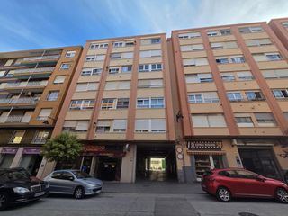 Pis a Zona Nord. Piso con terraza y ascensor en alcoy