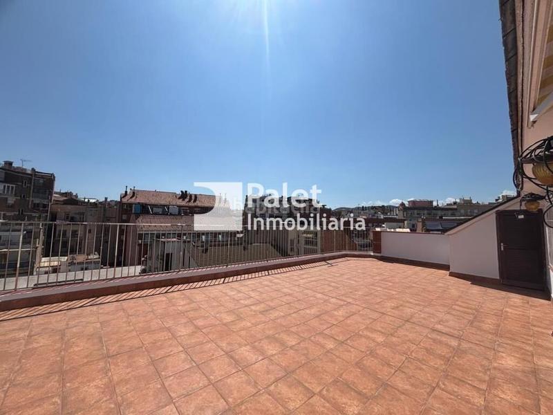 Foto c0cb549a-5d0e-4dd9-8e4e-25aefa1a67a6. Àtic amb calefacció a Putget - Farró Barcelona