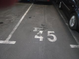 Parking coche  Carrer provença. Plaza de aparcamiento en venta