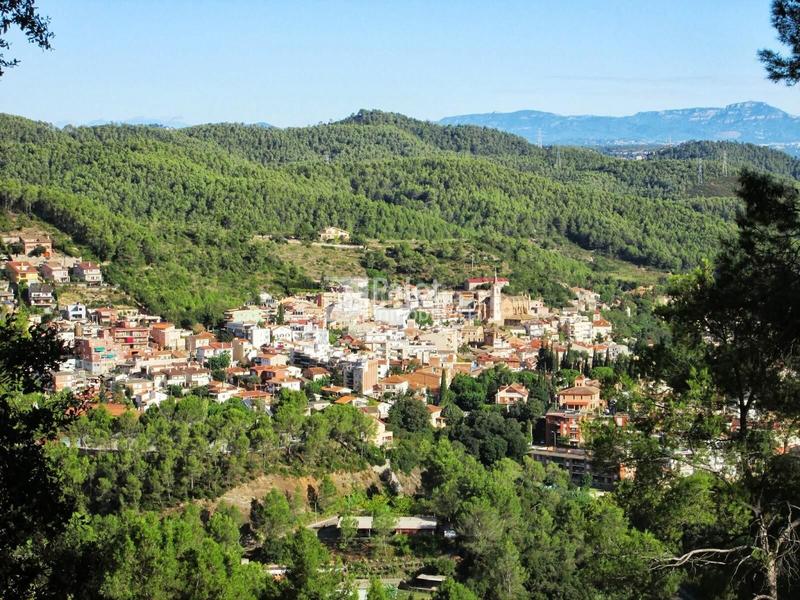 Foto f1e91c3e-c5b0-43f6-a0f3-7d16ab09287d. Terreno residencial oportunidad única solar edificable en urbanización cesalpina 70.000 en Torrelles de Llobregat