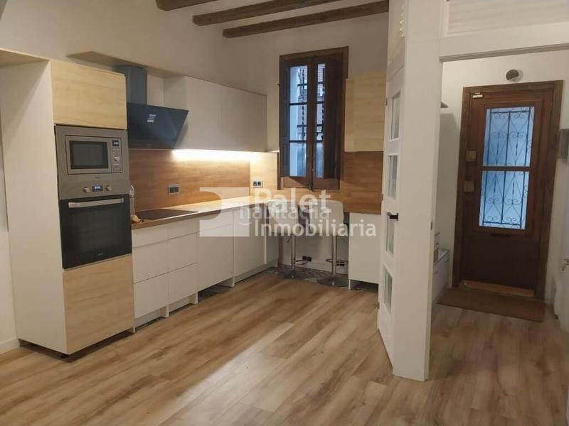 Foto abccd6f6-af5f-4f53-9c37-7fd43603d68d. Casa  reformada en sant andreu condal en Sant Andreu de Palomar Barcelona