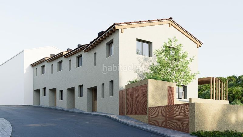 Foto 46591796-fcf5-4559-ab2a-2845f34a2fe1. Casa adossada a carrer carrer sant joan 2 a Torrelles de Llobregat
