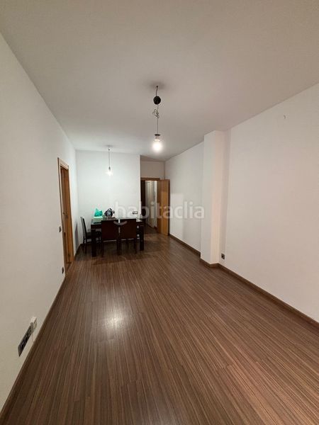 Foto d91ead81-3b48-46a6-adfa-d2f267afc731. Pis a Raval Barcelona