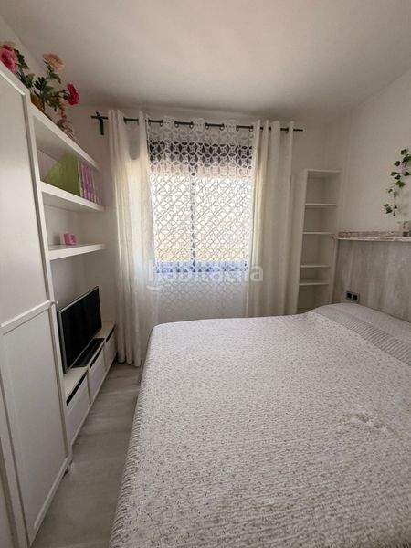 Foto c8a7a682-16e8-418b-90b9-2efb5e5b414e. Casa adossada a calle jade 9 a La Zenia Orihuela
