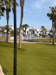 Casa adossada en Calle jade 9. Magnifico duplex con piscina