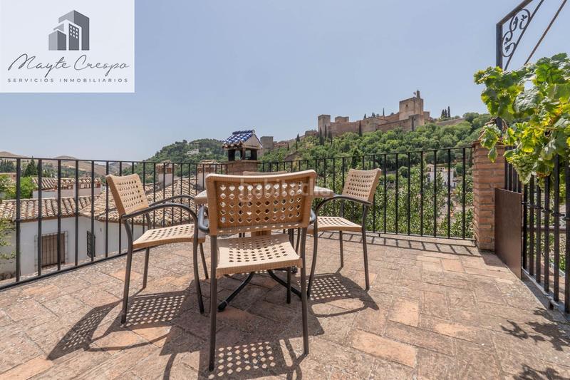 Foto a8f529ef-9ab0-4ddb-9b9e-fe210ce499fe. Casa dos maravillosas casas en el albaicín con vistas panorámicas a la alhambra en Granada