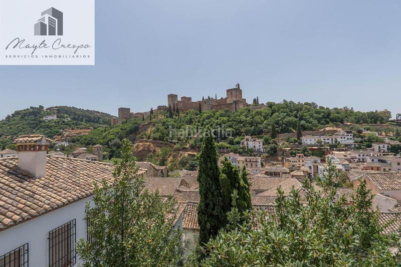 Foto ce13df99-13d2-46ef-ab71-ebc34cbb7c0c. Casa dos maravillosas casas en el albaicín con vistas panorámicas a la alhambra en Granada