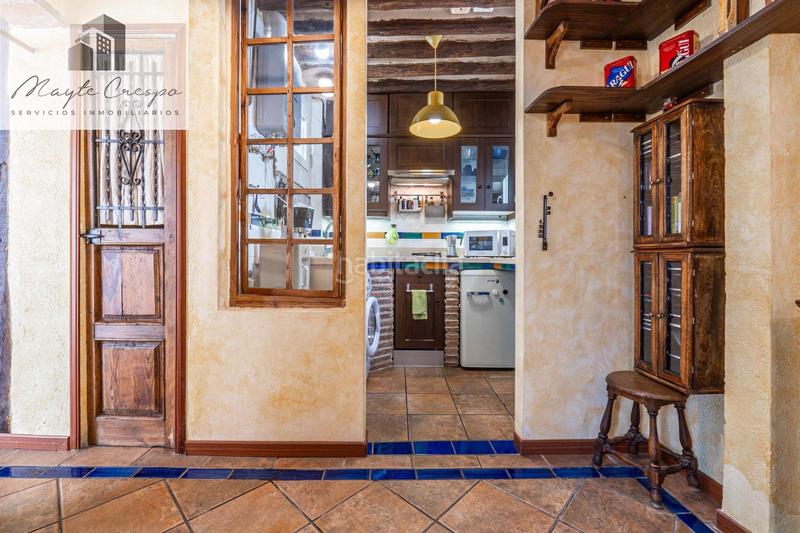 Foto f0c00e4c-fc7f-475b-a3d0-e2ca598c7547. Casa dos maravillosas casas en el albaicín con vistas panorámicas a la alhambra en Granada