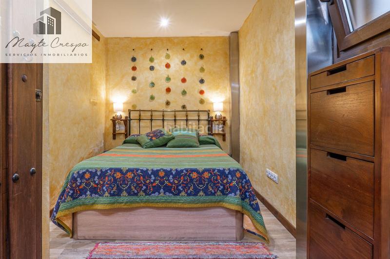 Foto f6de6ce3-058a-4d81-a4c6-6426b8e10df7. Casa dos maravillosas casas en el albaicín con vistas panorámicas a la alhambra en Granada