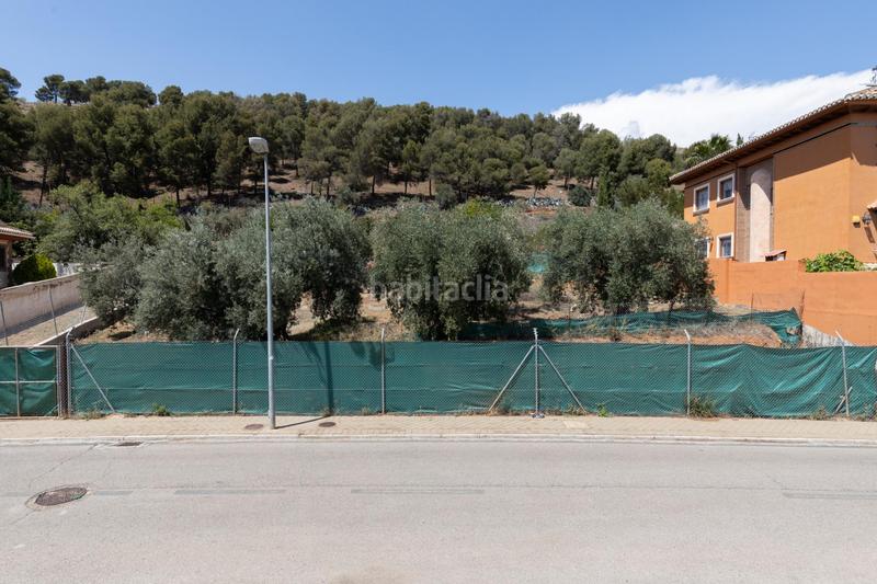 Foto 6f275737-d973-4d6c-b4e5-6070ea891cc9. Terreno residencial terreno urbanizable en una zona tranquila y demandada con 687 m2 de superficie parcela. en Granada