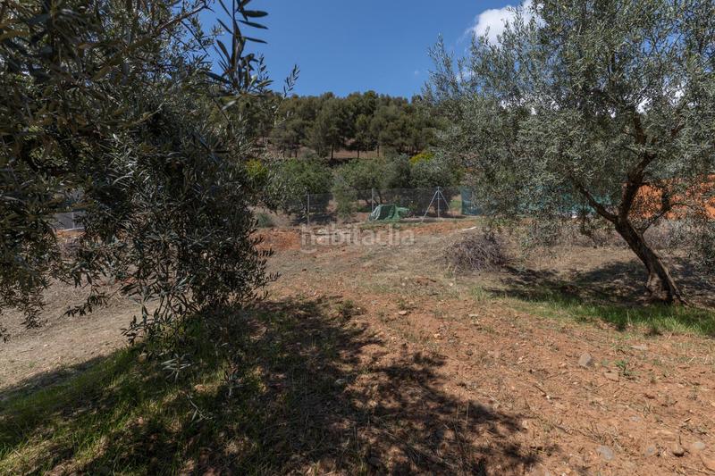 Foto b685be5e-b4e3-485e-af08-374d8f4ac430. Terreno residencial terreno urbanizable en una zona tranquila y demandada con 687 m2 de superficie parcela. en Granada