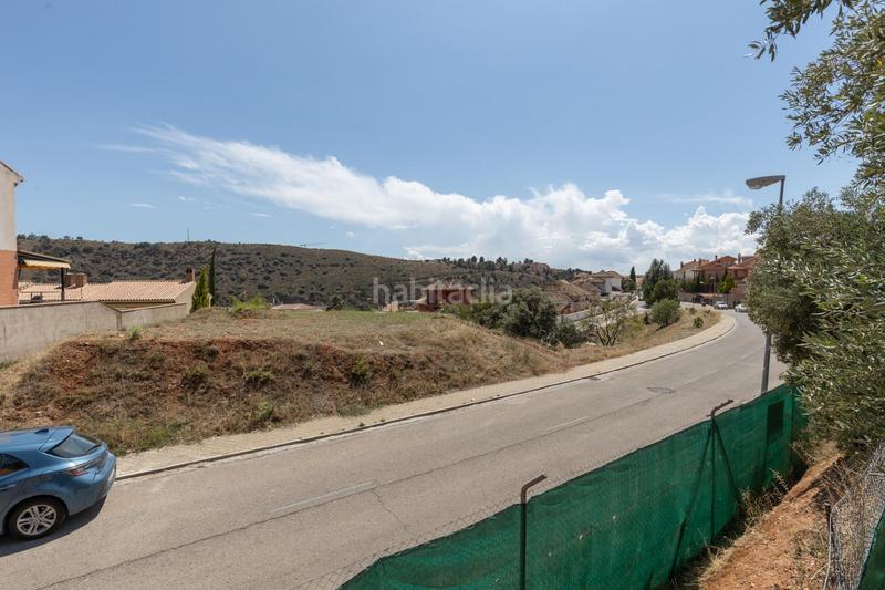 Foto ce0f542e-ca3d-4dd4-ba60-d3ee8ec58cad. Terreno residencial terreno urbanizable en una zona tranquila y demandada con 687 m2 de superficie parcela. en Granada