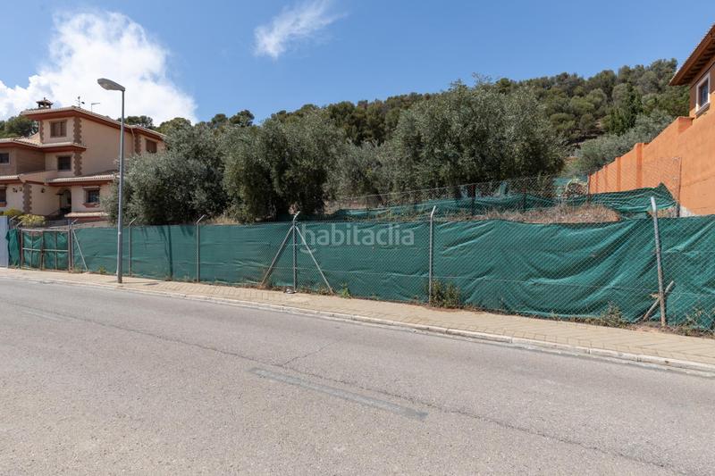 Foto f11994dd-bf02-471c-a4bb-49e86e9a2411. Terreno residencial terreno urbanizable en una zona tranquila y demandada con 687 m2 de superficie parcela. en Granada