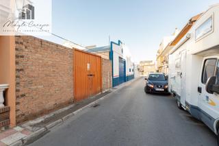 Terreny residencial a Calle de almería 49. Solar en armilla junto al centro de salud