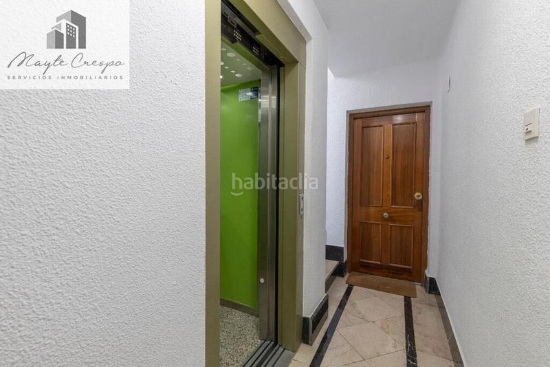 Foto 049aed77-89de-43af-8899-d60d542df5b6. Ático en calle águila 26 ático a reformar junto al palacio de los patos en Granada