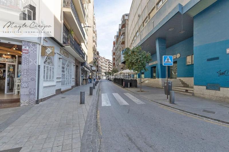 Foto 0a31b5f5-e307-4b2b-b4d9-c950b0edbc69. Ático en calle águila 26 ático a reformar junto al palacio de los patos en Granada
