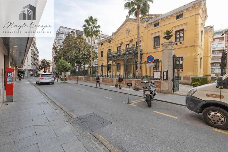 Foto 4c88384c-1d13-4631-b632-4b5271e44847. Ático en calle águila 26 ático a reformar junto al palacio de los patos en Granada